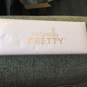 IT Cosmetics Naturally Pretty Palette